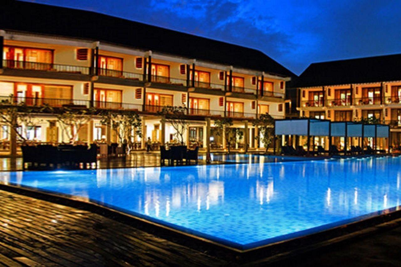 Suriya Resort Wayikkal Bagian luar foto